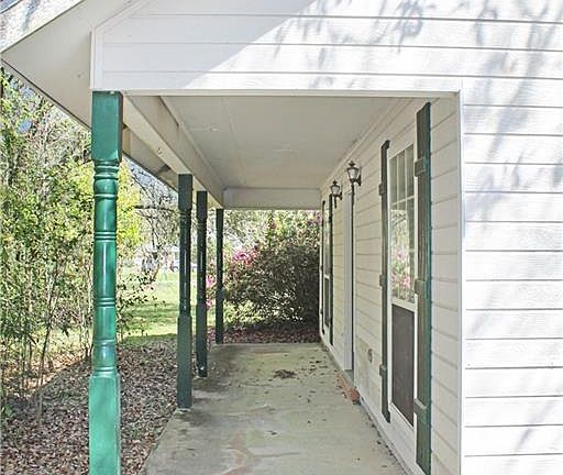 2nd image of 20076 Vineyard Rd