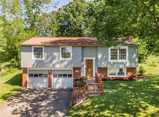 364 Carmell Dr, Pittsburgh, PA