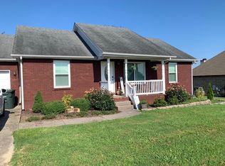 122 Irish Oaks Dr, Portland, TN 37148