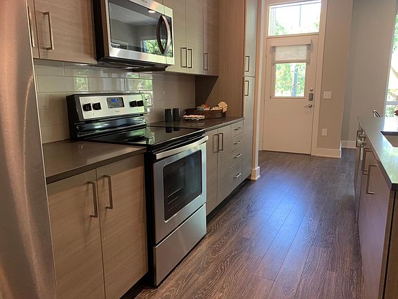 4th image of 1710 Little Raven St #345
