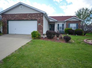 781 Forest Green Dr, O Fallon, IL 62269