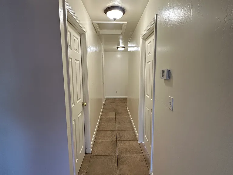 2901 Belhaven St — Photo 10