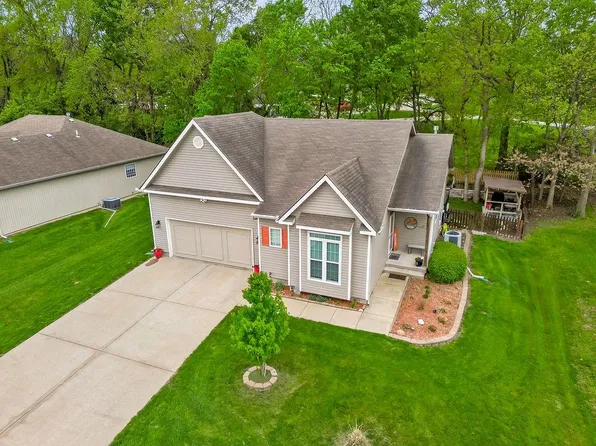 9012 N Wyandotte St, Kansas City, MO 64155