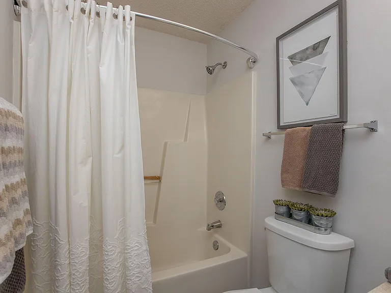 Meridian Village — Photo 21