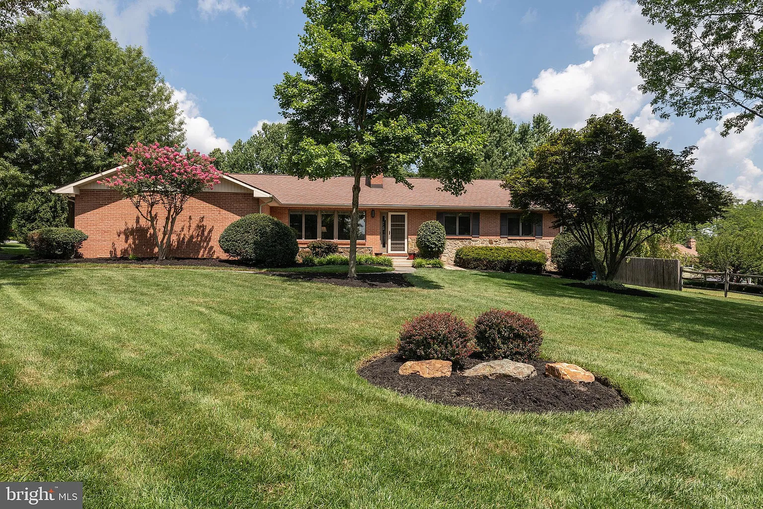 10406 Pleasant Vista Dr photo 1