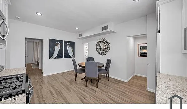 1514 E Fillmore St — Photo 9
