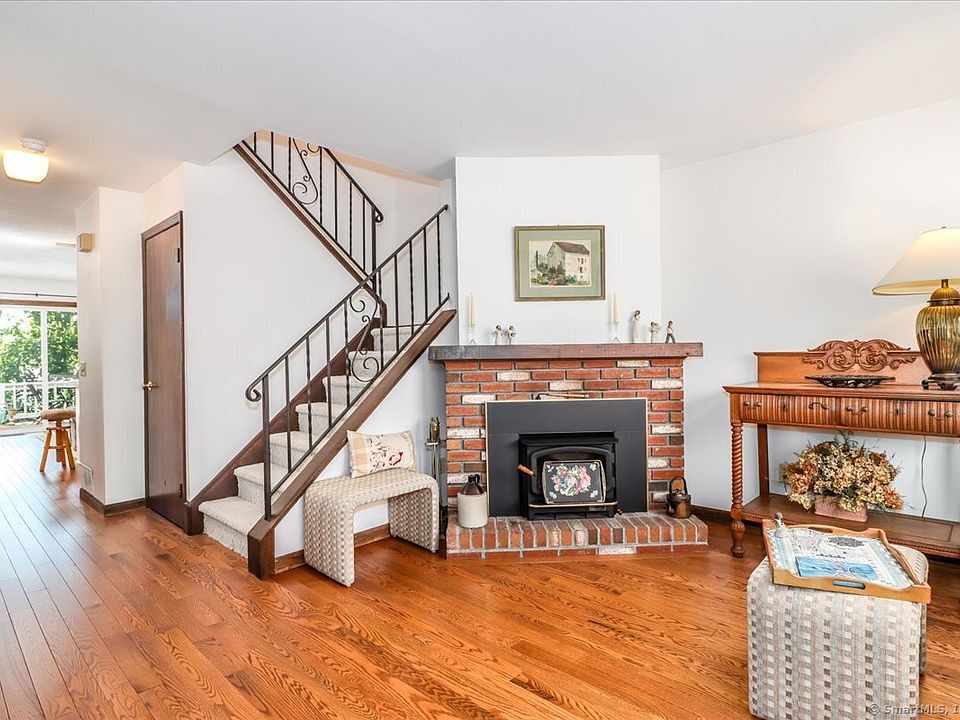 Plumtree Heights 8 Huntington Ct Bethel CT Zillow