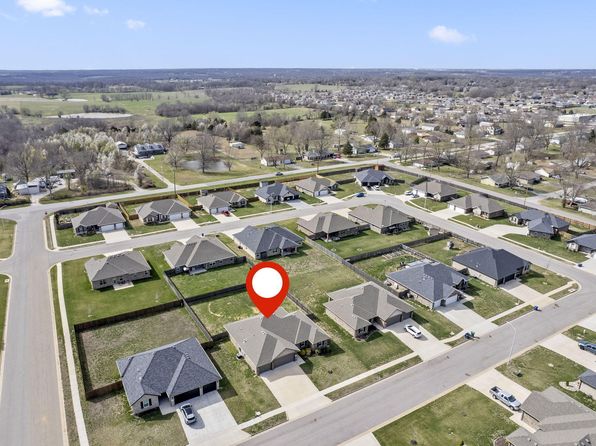 6005 S Willow Street, Battlefield, MO 65619
