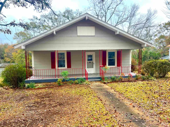 4 1st St, Inman, SC 29349