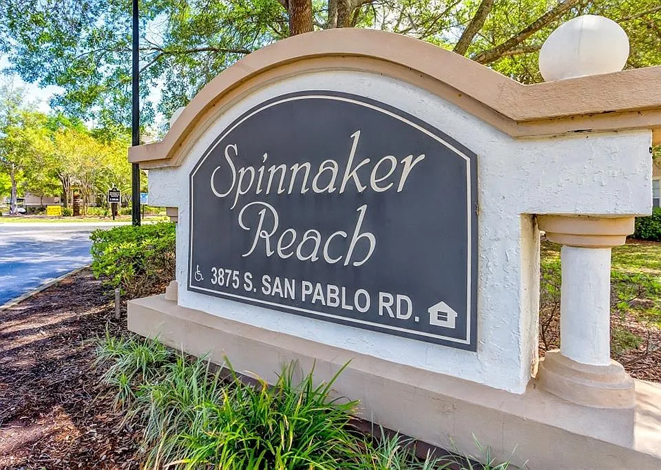Spinnaker Reach Apartments