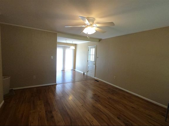 5th image of 1119 S Glenwood Ave