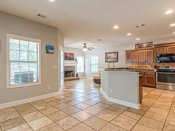 5th image of 5782 Grant Station Dr