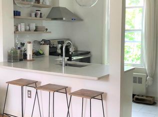 68 Prentiss St #3, Cambridge, MA 02140