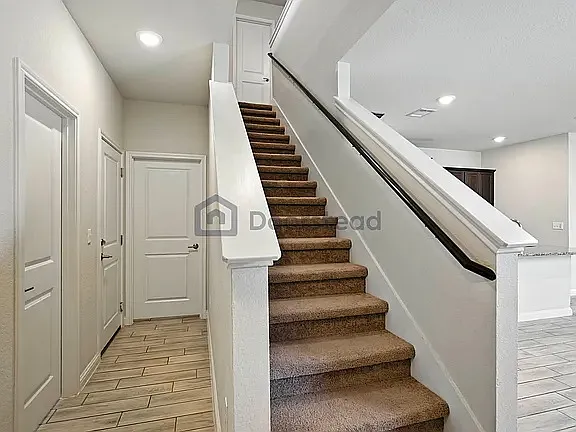8207 Cottage Rose Dr — Photo 37