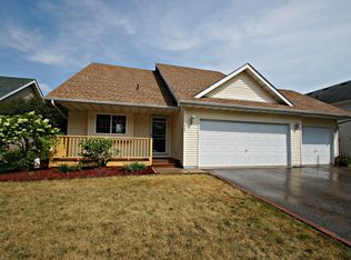 809 11th St, Farmington, MN 55024