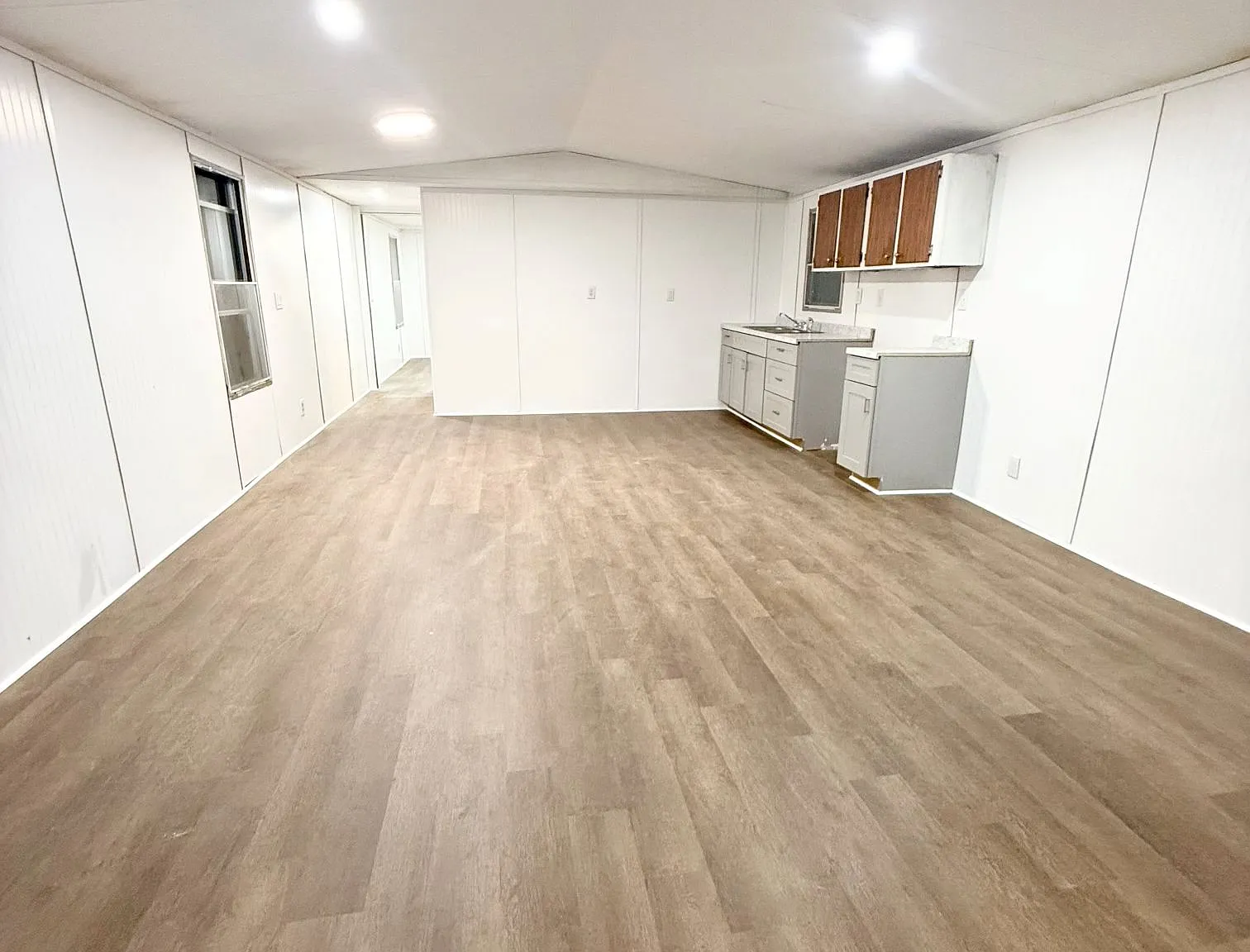 2 bed, $900 — Photo 3