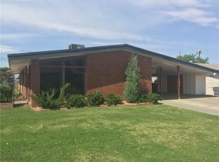 6220 Dew Dr, El Paso, TX 79912