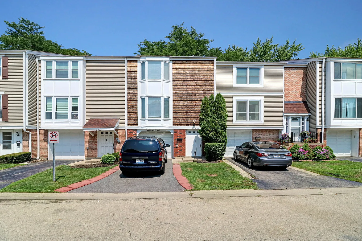 2196 Harwinton Pl photo 1