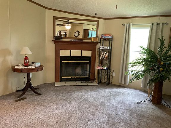 5th image of 151 Buffalo Rd