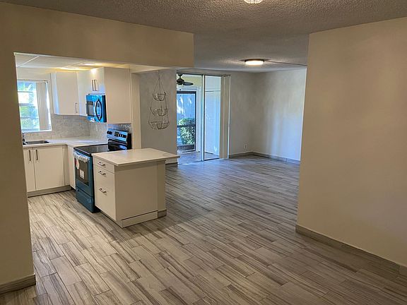 3rd image of 1301 NW 12th Avenue #320A