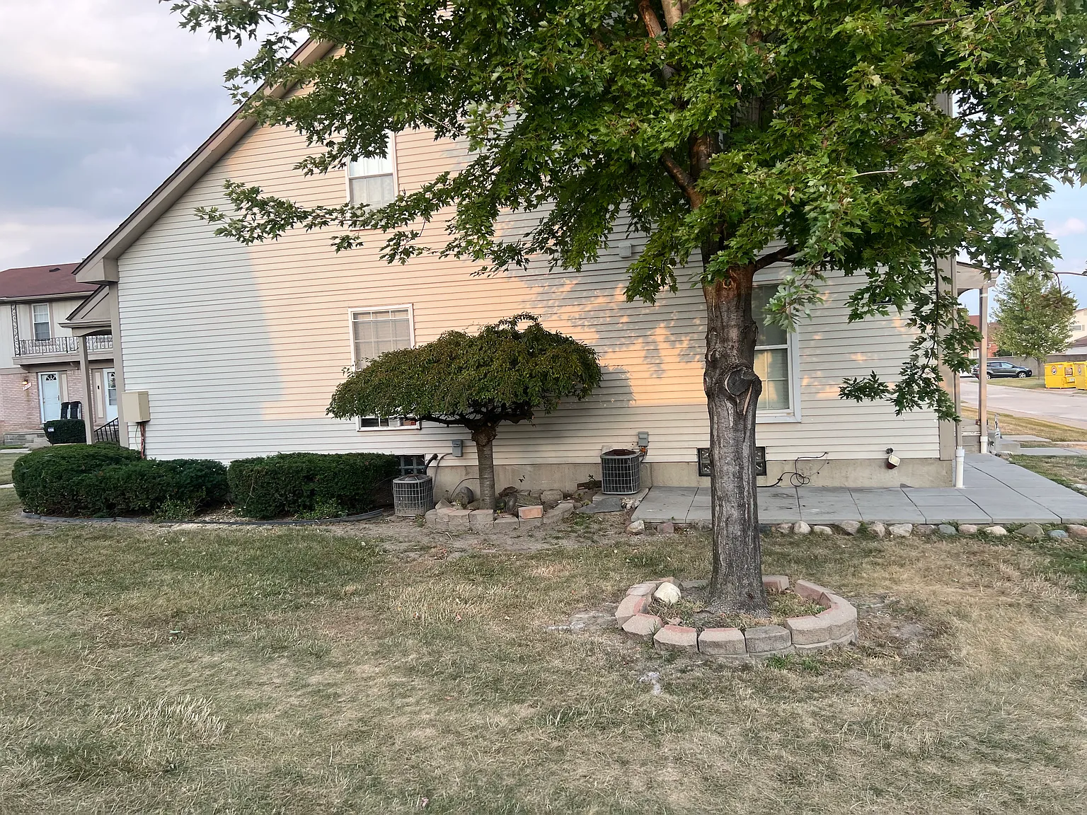 2 bed, 800 sqft, $1,650 — Photo 2