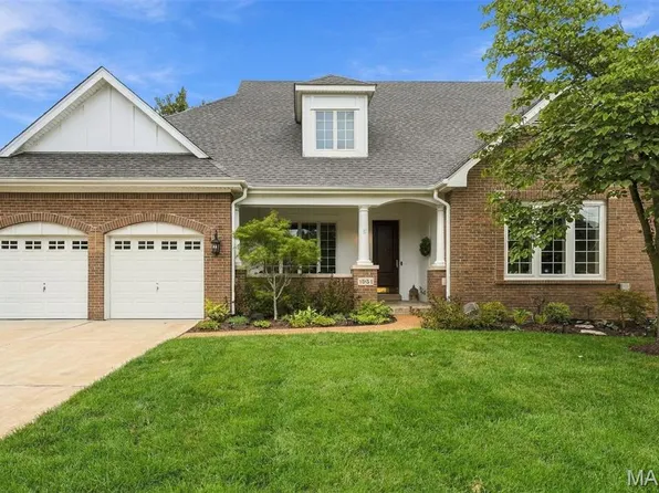 1931 Chesterfield Ridge Cir, Chesterfield, MO 63017