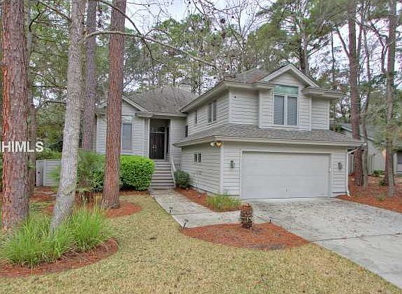 3rd image of 11 Acorn Ln