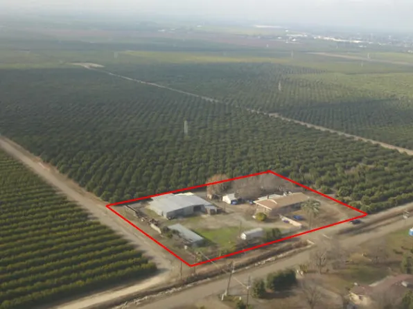 39433 Road 136, Cutler, CA 93615