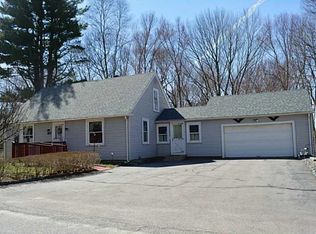 917 Woonsocket Hill Rd, North Smithfield, RI 02896