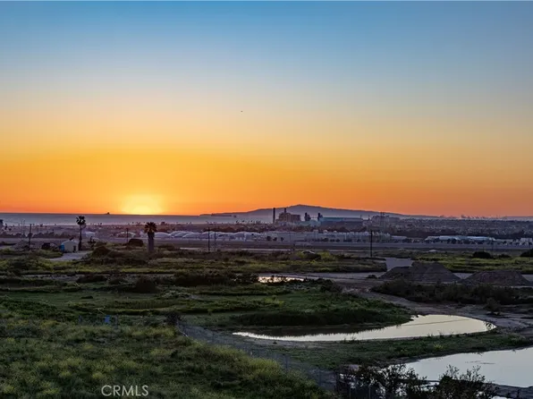 1026 Bridgewater Way, Costa Mesa, CA 92627