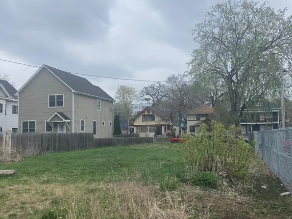 1823 Dupont Ave N, Minneapolis, MN 55411