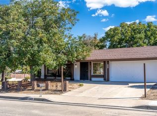 1102 Taylor Ct, Lake Elsinore, CA 92530