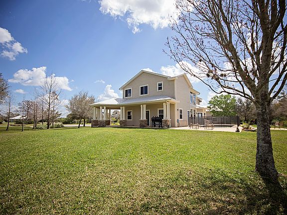 4th image of 18901 Creek Bridge Ct