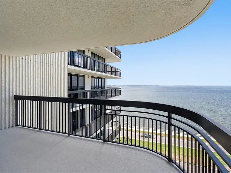 2413 Bayshore Blvd #1004 — Photo 29