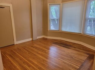 1739 SW Taylor St #8, Portland, OR 97205