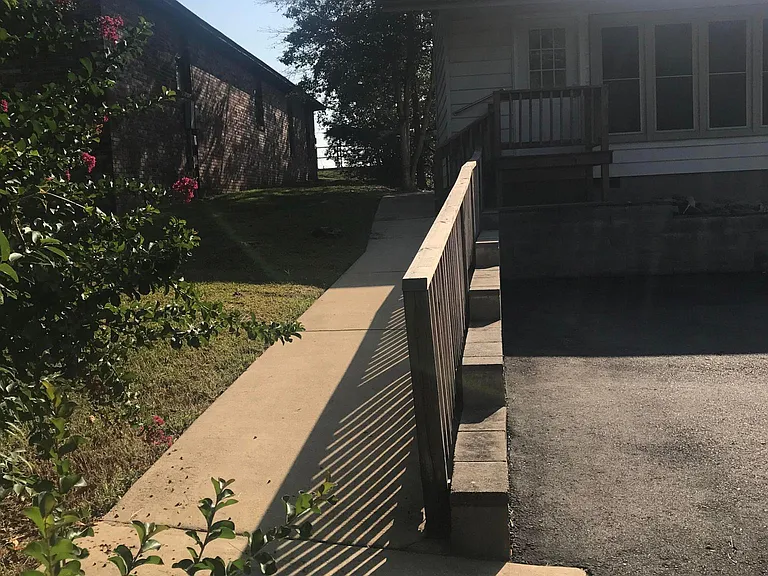 808 Higdon Ferry Rd — Photo 16