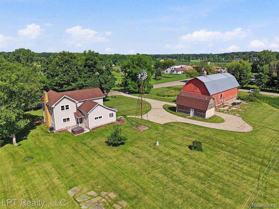 1st image of 600 Fowlerville Rd