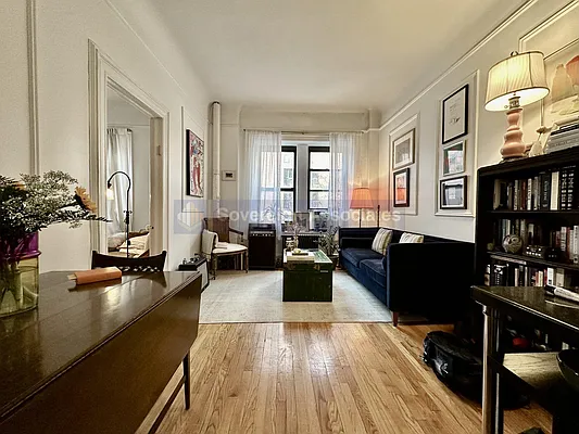 Rented by Sovereign Associates | media 6