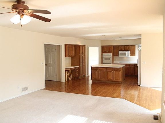 4th image of 5530 S Hannibal Way