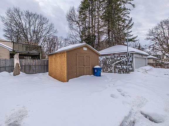 5th image of 566 Washington Avenue