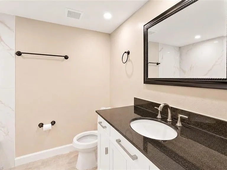 2360 Naples Trace Cir #6 — Photo 10