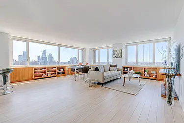 Rented by Lin Pan Realty Group LLC