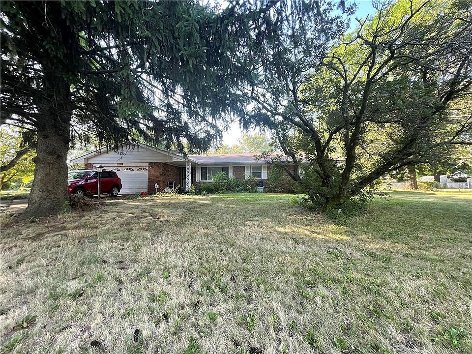 1st image of 2332 Lilac Dr