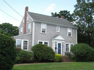40 Chestnut St, Dartmouth, MA 02748