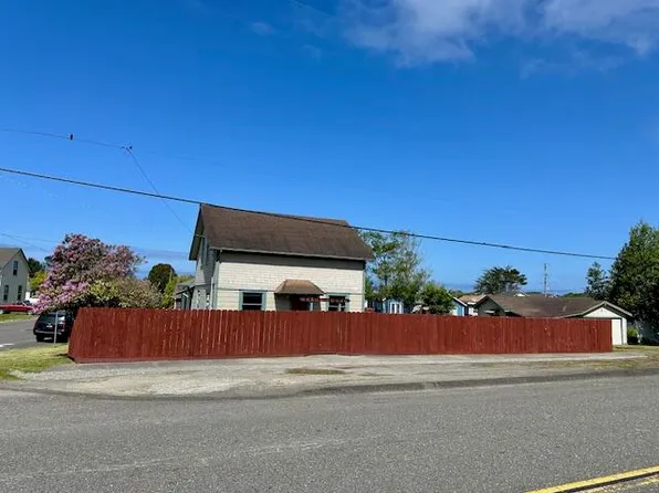 6630 Fields Landing Dr, Fields Landing, CA 95537