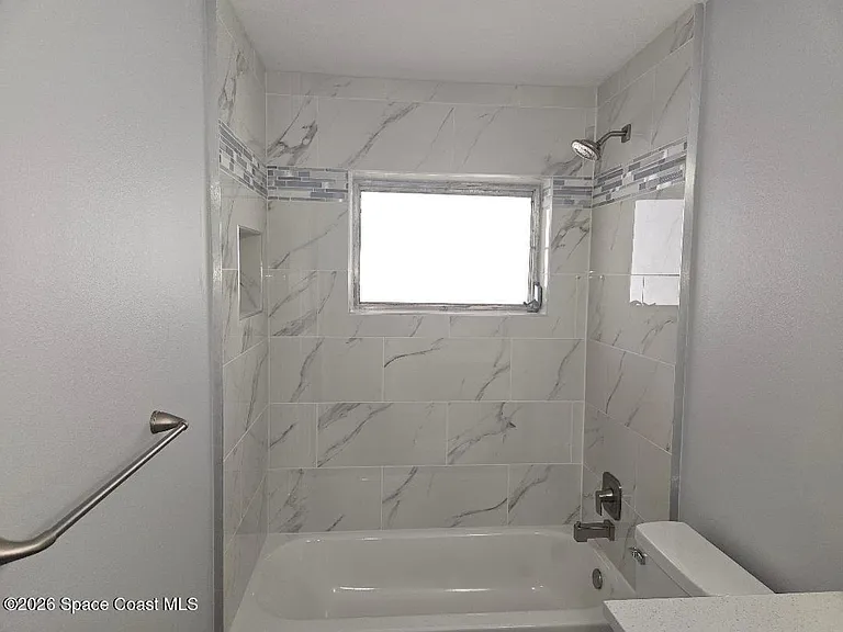 1341 S Patrick Dr — Photo 10