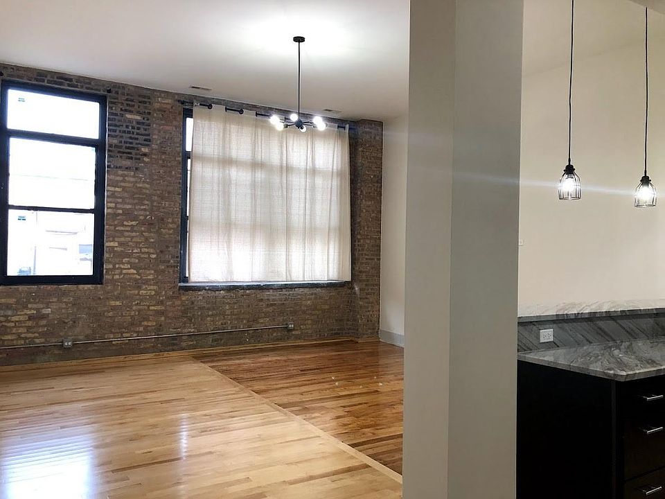 1st image of 1430 W 21st St #121
