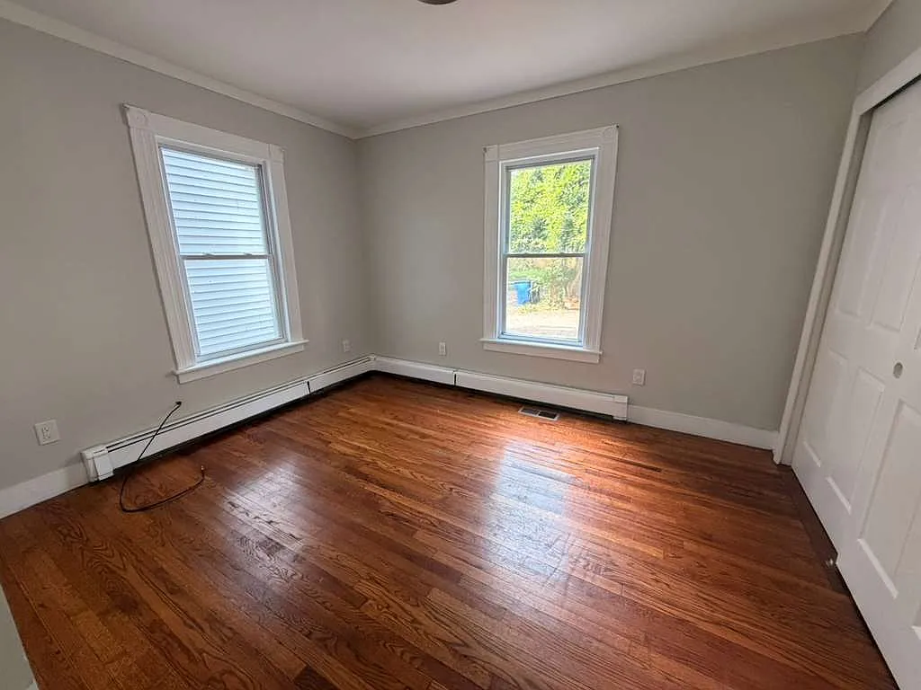 3 bed, $1,950 — Photo 4