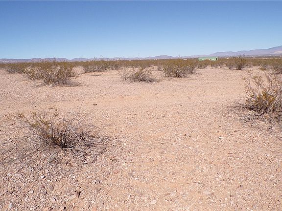 5th image of 3416 S Opal Rd