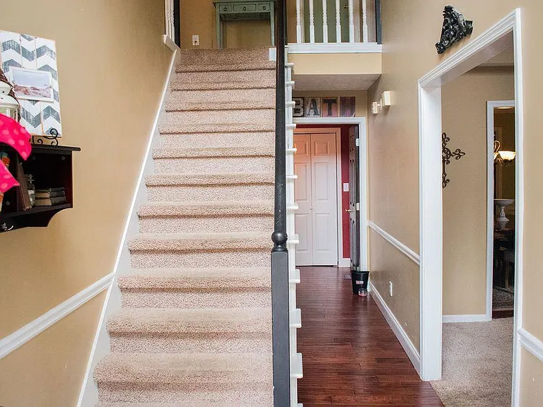 1028 Queensbury Run — Photo 28